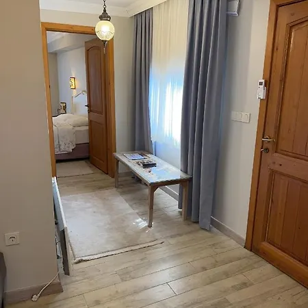 Three Palms Апартаменты Акьяка