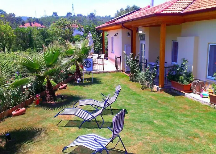 דירה Three Palms אקיאקה